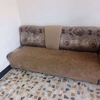 ديوان للبيع طول 9امتار 07519566433