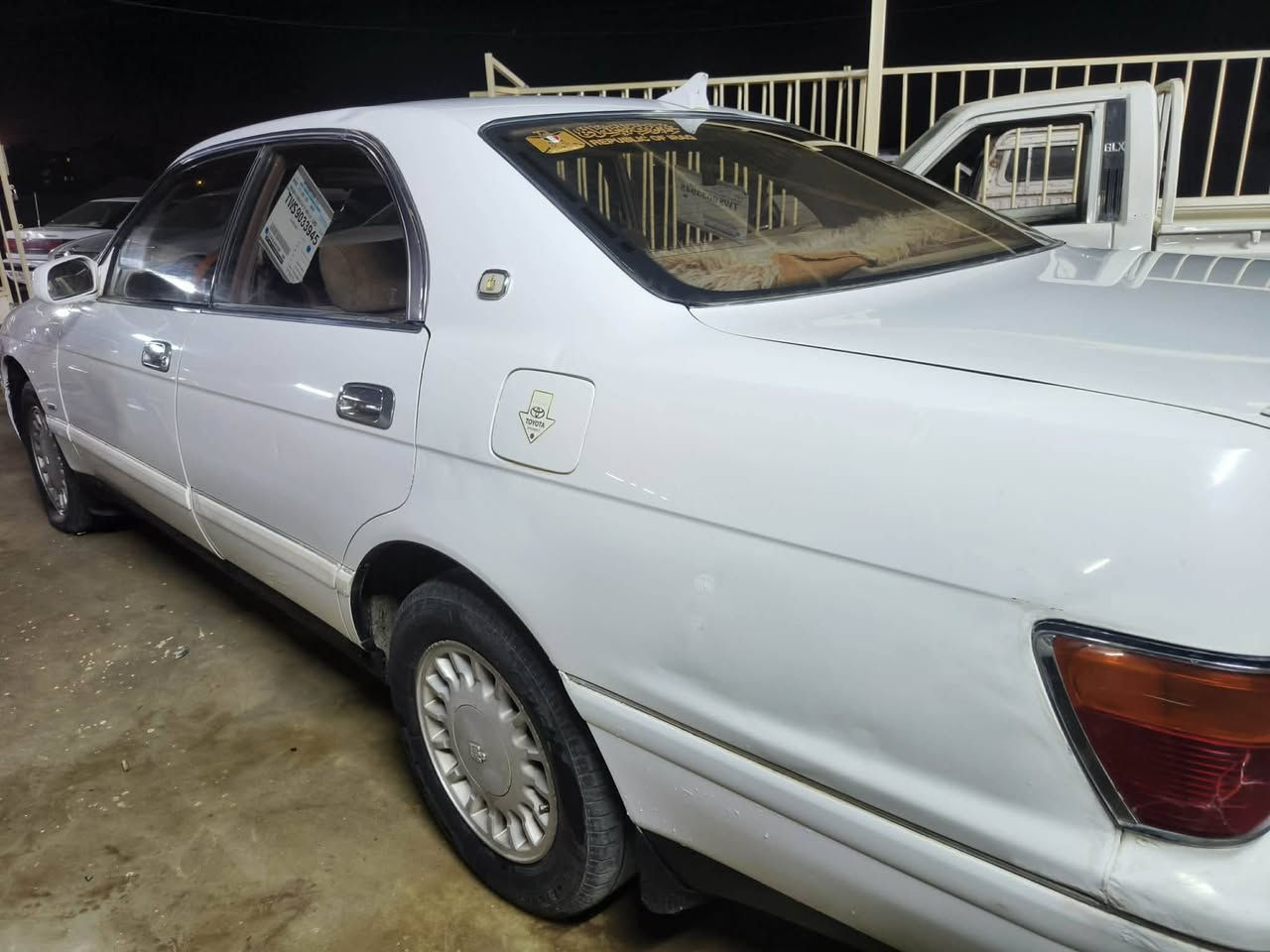 السلام عليكم
للبيع كراون بطه 1995رقم انبار كير مكينه حاويه توني شادهن تخم تاير صدر امامي خلفي تبريد تدفئه شغالات جديد داخل جديد كفاله عامه بدون صبغ السياره كلوب ما بيها نقص مكان السياره صلاح الدين بلد السعر 63وبيها مجال +***********
