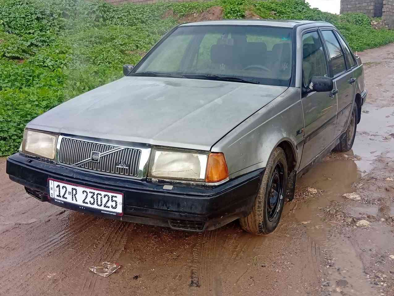 السلام عليكم فالفو92  للبيع بسمي سنويا 2031 كاربون بانزين بيها السعر 24 وبيها مجال العنوان موصل ناحية وانه تليفون *********** بي واتساب
