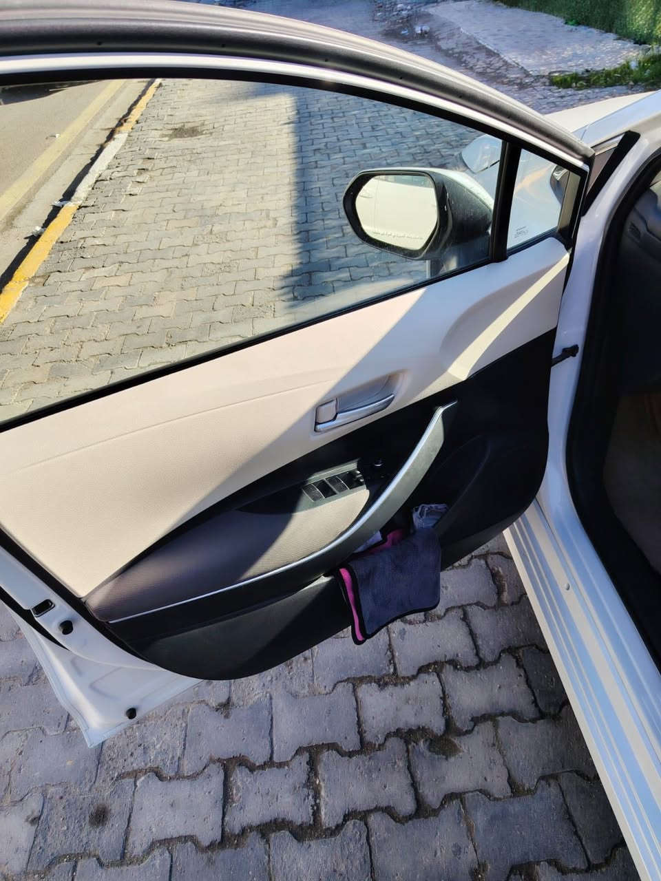 كورلا 2023  (ساز  ) خليجي 🦅 بانزين فقط ياباني  ام الضمان 
🚦رقم  اربيل بسمي تحويل مباشر ) 
المواصفات…..🖍️
           🧭            ماشيه   26
محرك 1800 بانزين
بصمه + دخول ذكي
تبريد قطعتين 
نظام القيادة (سبورت + عادي)
كيجات ديجتل شاشه 
شاشه نفكيشن + كامره خلفيه دواره
 حساسات امامية+خلفية
مانع نزلاق
تبريد بيانو شاشه 
مري شفط 
تحكم سترين كامل 
 العنوان📍 بغداد البياع 
 السعر 181$ 💵 وبيه مجال  

بغداد عالرقم. ☎️
***********
