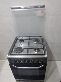 طباخ فريش مصري شغال اخو الجديد اربع عيون مع فرن كامل شغال نضافتة100‎%‎...