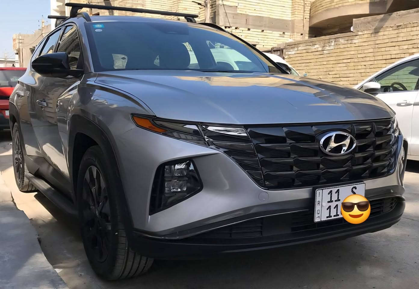 للبيع(فقط) ما اراوس  توسان فئة(X.R.T) فئه (المميزه) موديل2024وارد امريكي محرك 2500  فول عدة فتحة
مواصفات لون سلفر 

تشغيل عن بعد 

بصمة 

انارة ترحيب عند قتراب

رادار امامي

رادار جانبي

رادار خلفي

توقف ذاتي عند قتراب 

تدفه كشنات 

مود درايف ايكول نورمال سبورت سمارت

تحكمات ستيرن و مثبت سرعة

تحديد مسار 

قيادة اليه 

مانع نزلاق 

مانع منحدرات، 

هاند بريك بصمة

قطعتين تبريد 

صندوق كهرباء

كشن سايق كهرباء 

 كشنات جلد ماشية6000 mi بحالة زيرو

سياره بل واقع بعد احله حادث البنيدصبغ فقط (صور الحادث مرفقه ضمن المنشور) .ايرباك استيرن عنوان بغداد/حي جميله للأستفسار اتصل على *********** محمد مندلاوي  

ملاحظة سيارة رقم بغداد( بأسمي الشخصي)
