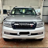 تۆیۆتا لاندکوزەر 2010 VXR v8 بێ بۆیاخ بێ سارد  تەنها 83 هەزار کم حەقیق...