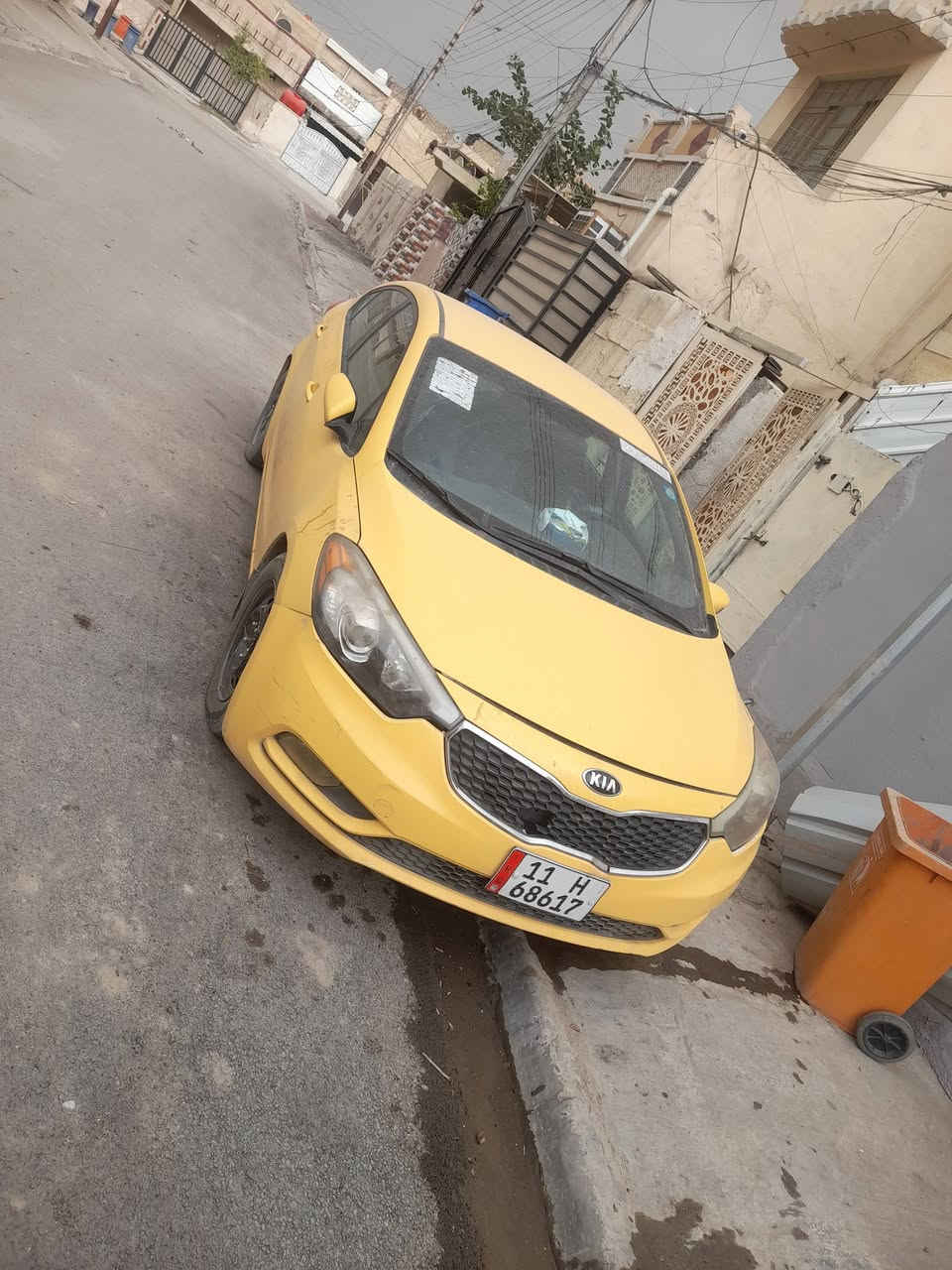 السلام عليكم سياره فورتي 2015 رقم بغداد سياره خير من الله نظيفه   وباسمي تحويل ثاني يوم السعر بشده 12 ورقه بيه مجال بسيط مكان الدوره ***********
