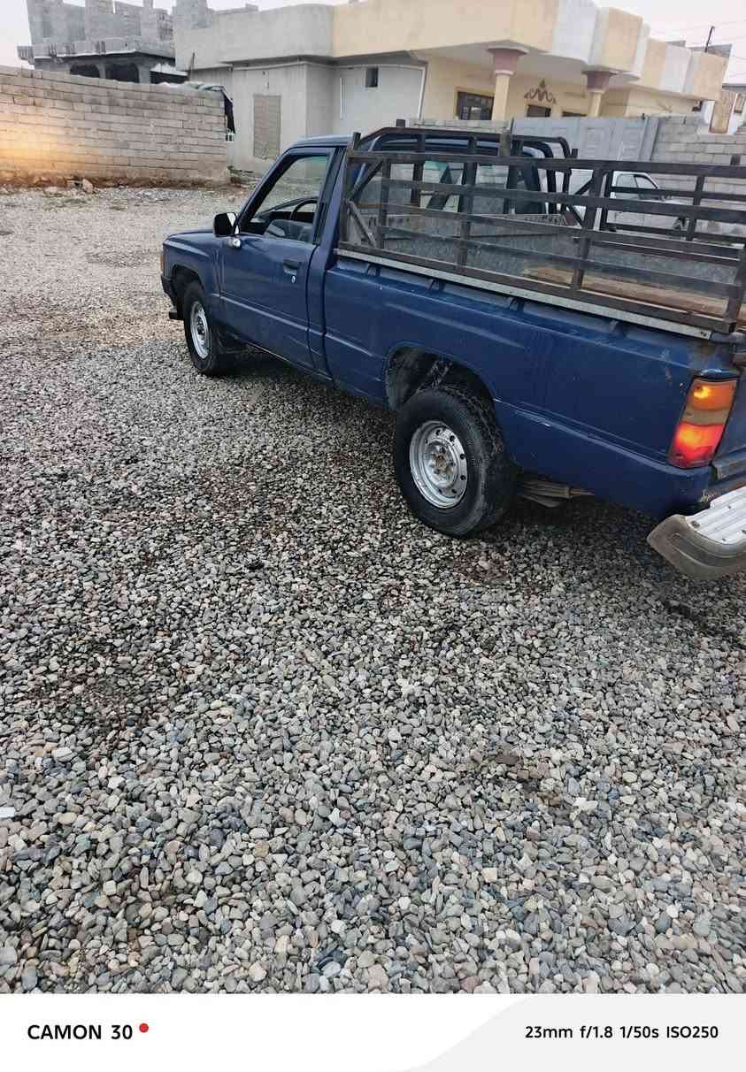 بيكم موديل ٨٥ رقم بغداد اصفر 
صاحب الشرعي من الشيخان 
مسافر يجي كل فترة. بيها وكالة 
ابيع وكالة من الوكيل.. سيارة داخلة هزة جديد 
مكان السيارة ناحية وانة 
السعر ٢٤ وبيها مجال للاستفسار 
***********
***********
***********
