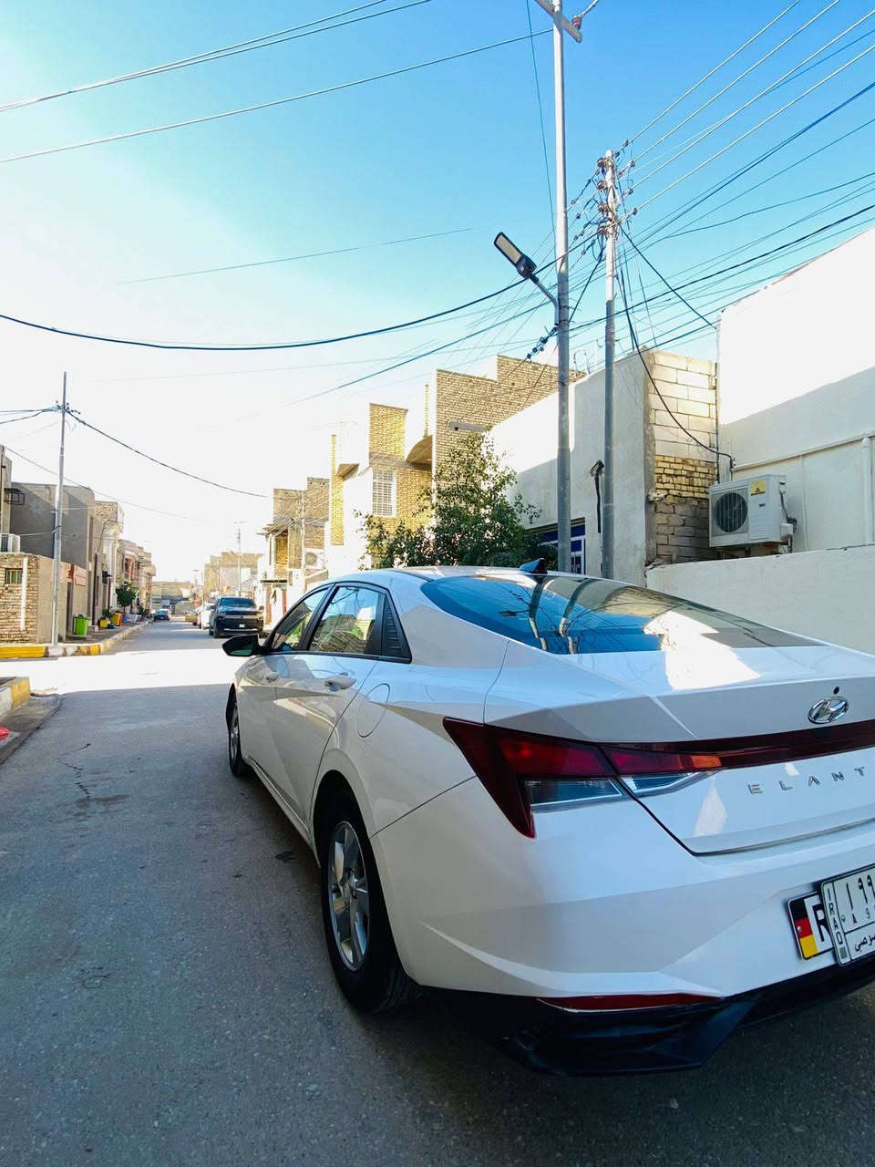 مرحبا شباب النترا موديل 2022 وارد امريكي ماشيه 39 السياره جاهزه من كلشي صورت الحادث مرفوقه بل منشور السعر 143 وبيها مجال معوقين باقيلها سنتين سكن ذي قار مركز ***********
