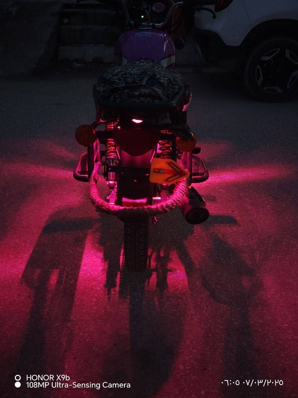 سلام عليكم  دراجه دايون نفخ23طالعه بشهر11مرقمه رقم كربلاء بسمي بس الوحات ما مامستلمهن الدراجه مبدل بيه بستم من البغدادي الدراجه نهضه كلش قويه وسرعته 120تنطي الدراجه اريده ب2000مليونين وبيه مجال اتصل على هاذه الرقم ***********العنوان كربلاء حي وفاء قرب المستوصف
