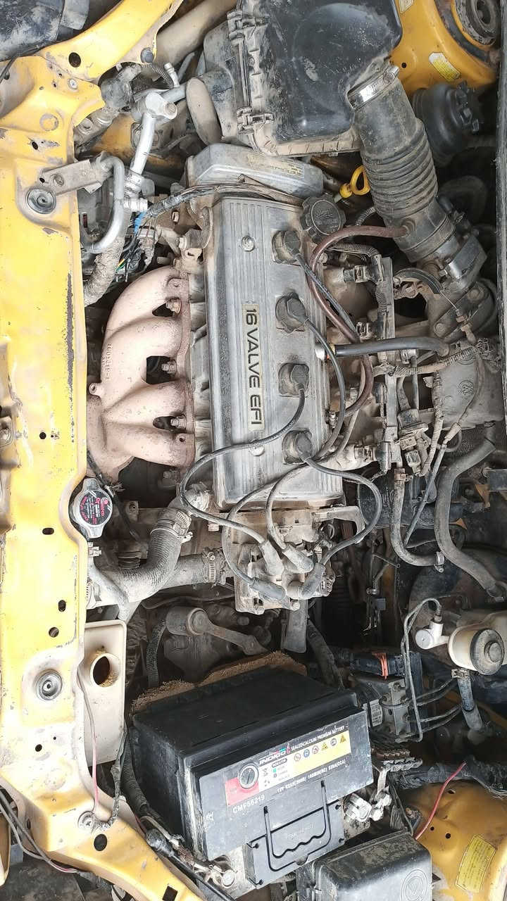 سياره ب 17 ورقه للبيع 2010 رقم بابل هيا وغرامات مصفره *********** السياره نقص سلف وبلكات  وحداديه
