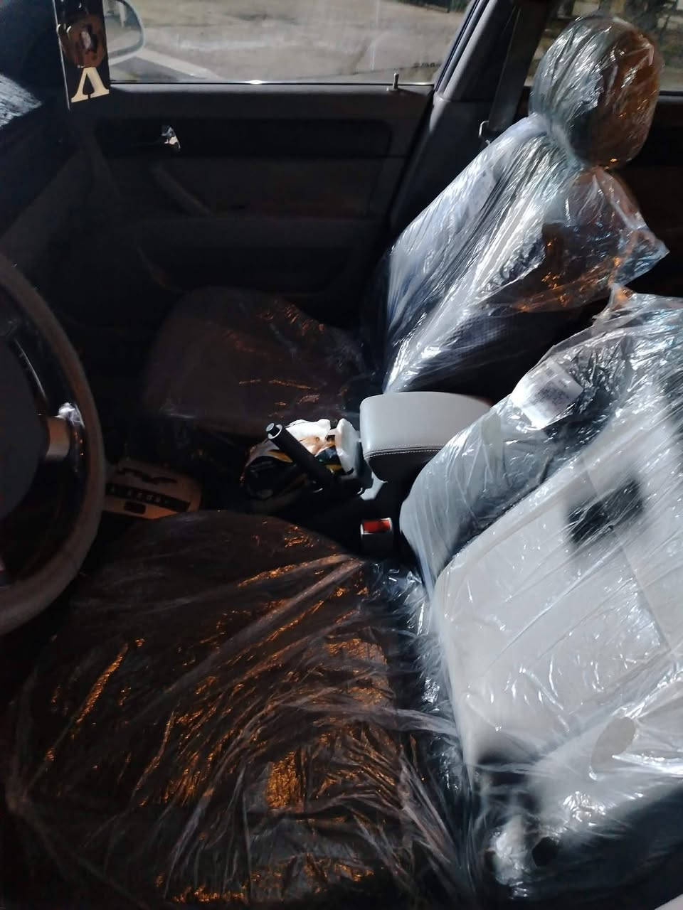 اوبترا للبيع موديل 2012سياره جاهزه من كلشي هزه جديده سنويه جديده كابون بانزين طخم تاير جديد كير محرك شرط ماشيه 136 حقيقي كير اوتوماتيك مكلف بالنشر مكان السيارة موصل ***********
