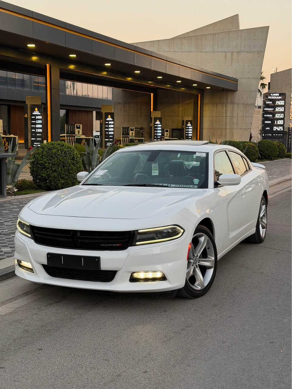دوج جارجر ٢٠١٨ فول مواصفات SXT-Plus
كفاله عامله لاصبغ لاتعديل لا تبديل
رقم سليمانيه جديده سياره بأسمي
تحويل وكاله ثاني يوم 
*********** السليمانية, العراق
