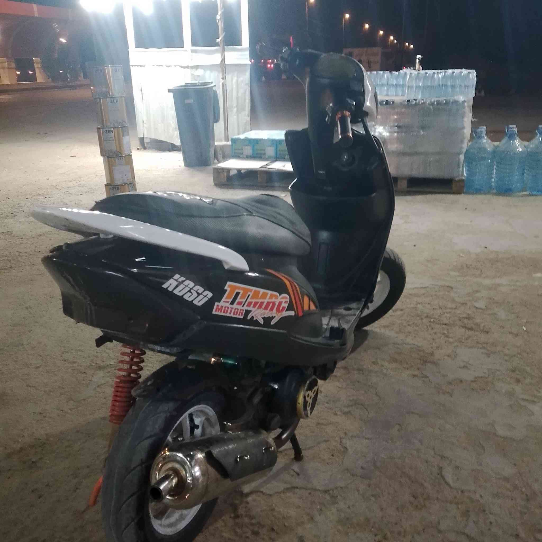 سلام عليكم  شباب ماكس عدلة للبيع  مكينة 61 بلادي كور جيسو ولفين كبار   ستدات 7 الوان اصليات  كابريتر قفاز كلاجات رياضي اصلي  بيها شيال استيل رياضي بيها صالنصة صجمية اصلية بيها ويالة نجمة ⭐  وكفرات اربعة ولف اصلي  درجة خير من الله  شلعة ومعدل طيران   مابية اي نقص  مكاني بابل السعر خاص


**إذا كنت صاحب هذا الإعلان وتريد حذفه لأي سبب، رجاءا أرسل رسالة إلى الدعم الفني**