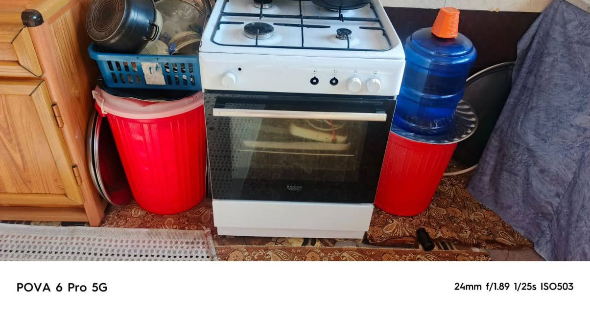 السلام عليكم غراض للبيع من ظمنهن ٥ زوالي و ٤ بنكات
***********
