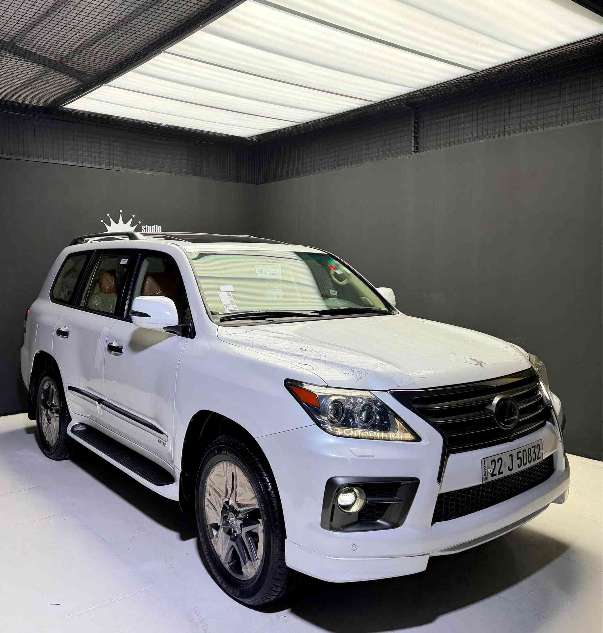 Lexsus _LX570_ 2015 _ 78,000km🪬

اللَّهُمَّ صَلِّ عَلَى مُحَمَّدٍ وَعَلَى آل مُحَمَّدٍ

ليگزيز  موديل ٢٠١٥ (LX570)
سياره مواصفات (بريمي اصلي)
سياره ماشيه (78,000) كيلو
سياره مكفوله كفاله عامه كلشي
بدون صبغ + بدون بارد + بدون حالوب
بدون + شخوت ماشاالله سياره جديد 

🧩سياره حتا غراضات موجود 
(هيدفونات + عرضيات + كل  موجود
داخل _ بيجي + ماشيه (٧٨) + موصفات بريمي + محرك 8 سلندر +

🎲مواصفات سياره
بصمه + النزيلاق + شغال + كشن جلد 
كشنات تدفيه + كاميرات + ثلاجه + زينون
باب وراء شفط +نظام ايكو + سبورت +

🪬محرك و گير كل بشرت
ما مفتوح بشرت 
سياره حيل جديد نظيفه كلشي عاي بلادي 
سياره مابيها دينار مصرف 

🧿نظافه ١٠٠٪ كامل سيرفس بدون نقص و بدون مصرف سياره اي نقص مابيها
4 أيطارات جديدة تحتها
تاير وويل بيلادي شريكه
حتا تاير (دنلوپ) أصليه
نفسي

📍نفسي يوم /تحويل وكاله حاظر
مكان / داخل سليمانيه
سعر/474$ ورقه 
م/ ***********📲 السليمانية, العراق
