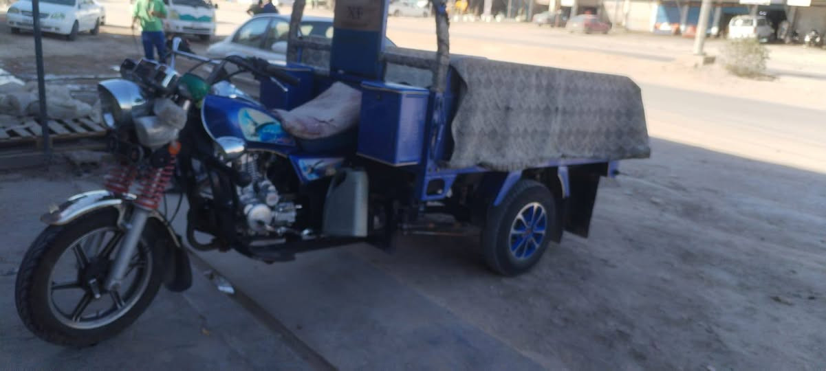 السلام عليكم ستوته للبيع موديل 23 اتخبل نضيفه. بديه الداخل والخارج. امسلفن. شخطه مابيه  سنويه اورقم  جاهزات كبل احولك  السعر 2900 اوبيه مجال للشراي  الرقم ***********
