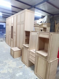 خزائن • درجة أولى • ديكور منزلي