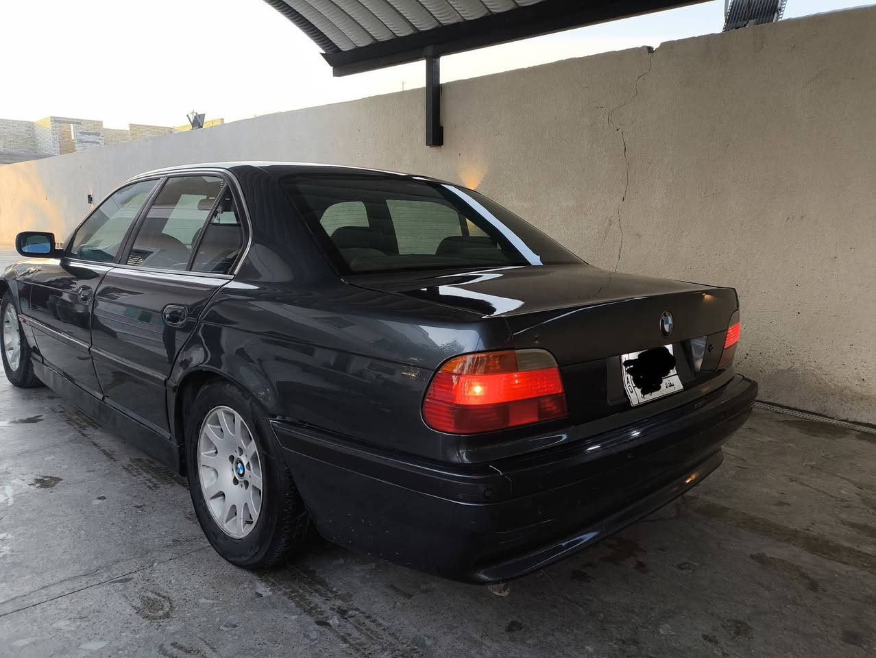 السلام عليكم....
للبيع خفاش e38 موديل 1995 محدث 2000 السيارة مصبوغه صبغ عام تبريد شغال غرفتهه مرتبة 
السعر 65$  وبيهه مجال للطيبين تجي تشوف السيارة وتشلع عيوني 
مكان السيارة بغداد 
***********
