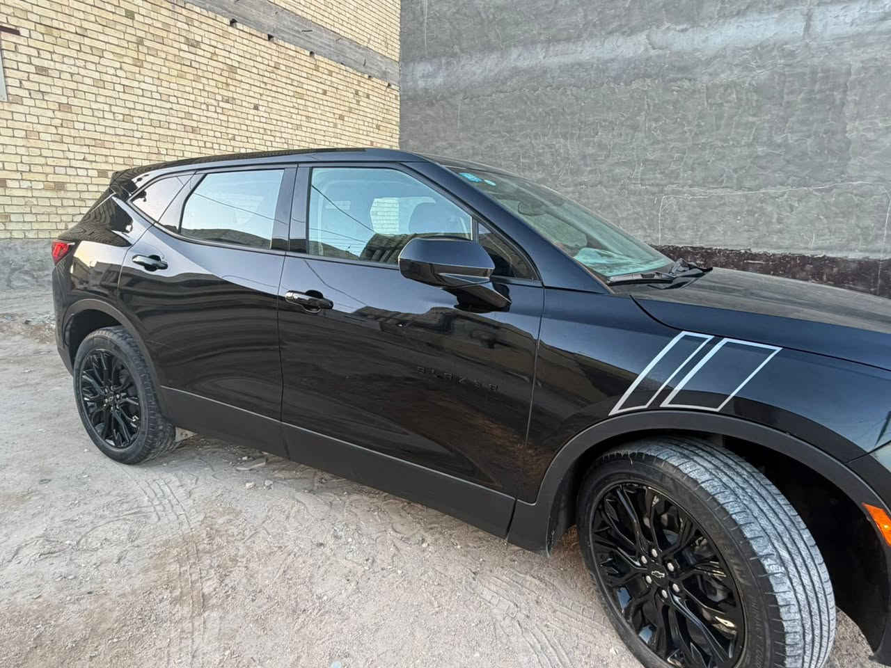 بلايزر
2023
مكينه 2000 تيربو
LT2
ويل 20 المرغوب
وباقي المواصفات المعروفه

ماشية 26 الف كم

حادث  جدا خفيف اقل ربع بنيد صبغ

ونص دعاميه

والباقي مكفول

مرقم بغداد الدولي

مكاني كربلاء 

***********

السعر 

220
