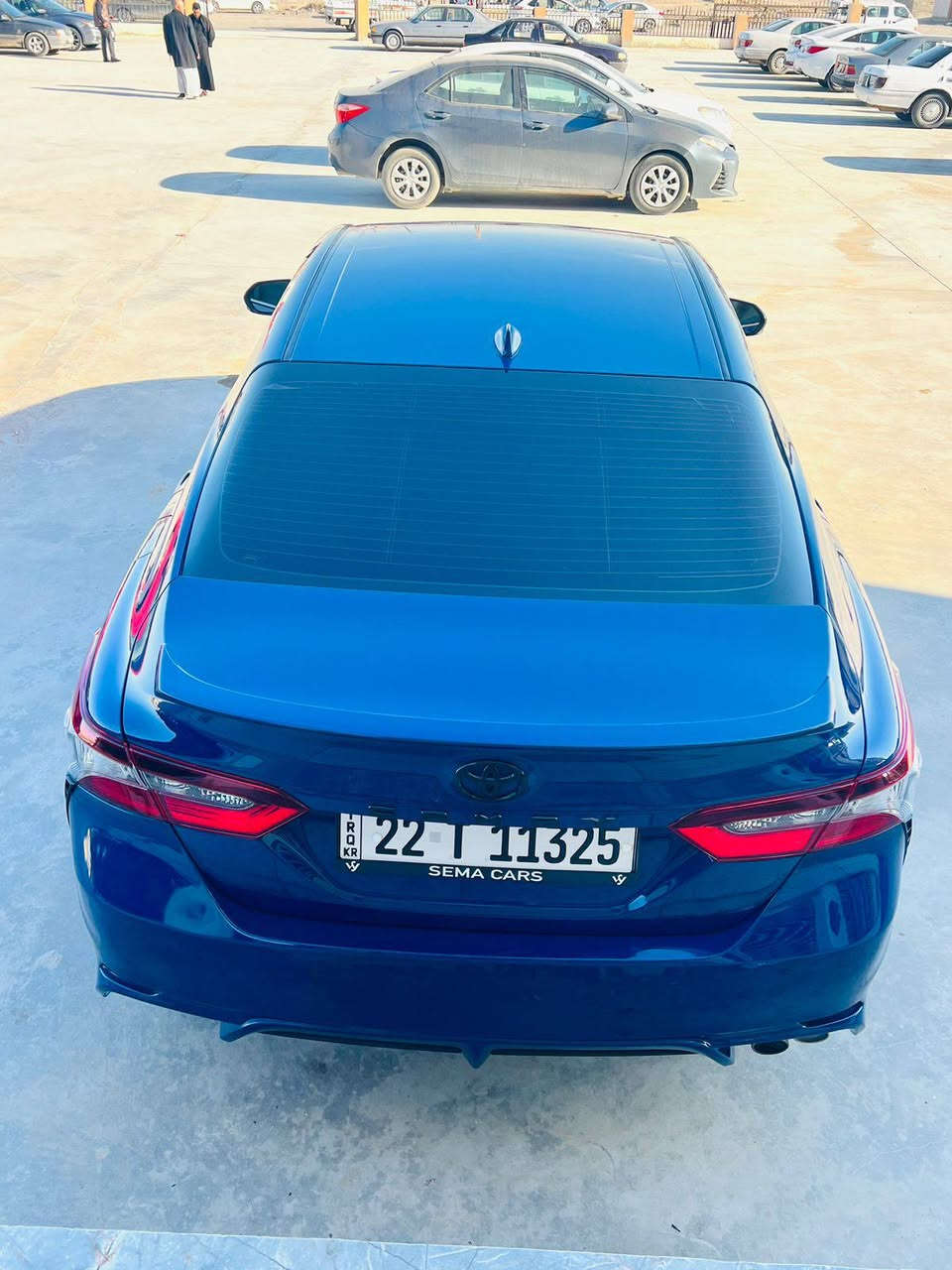 كامري se موديل 2023 ماشي 68 ميل ضرر جاملغ خلف وباب خلف بلا دواخل شرط  بچم وصندوق كبس وسعر مناسب ***********
