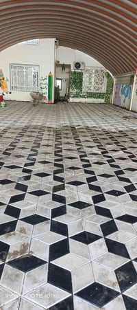 عمل انواع المقرنص، والمرمر، والبورسلين، والساقيه والكربستون ،والبازلت ...