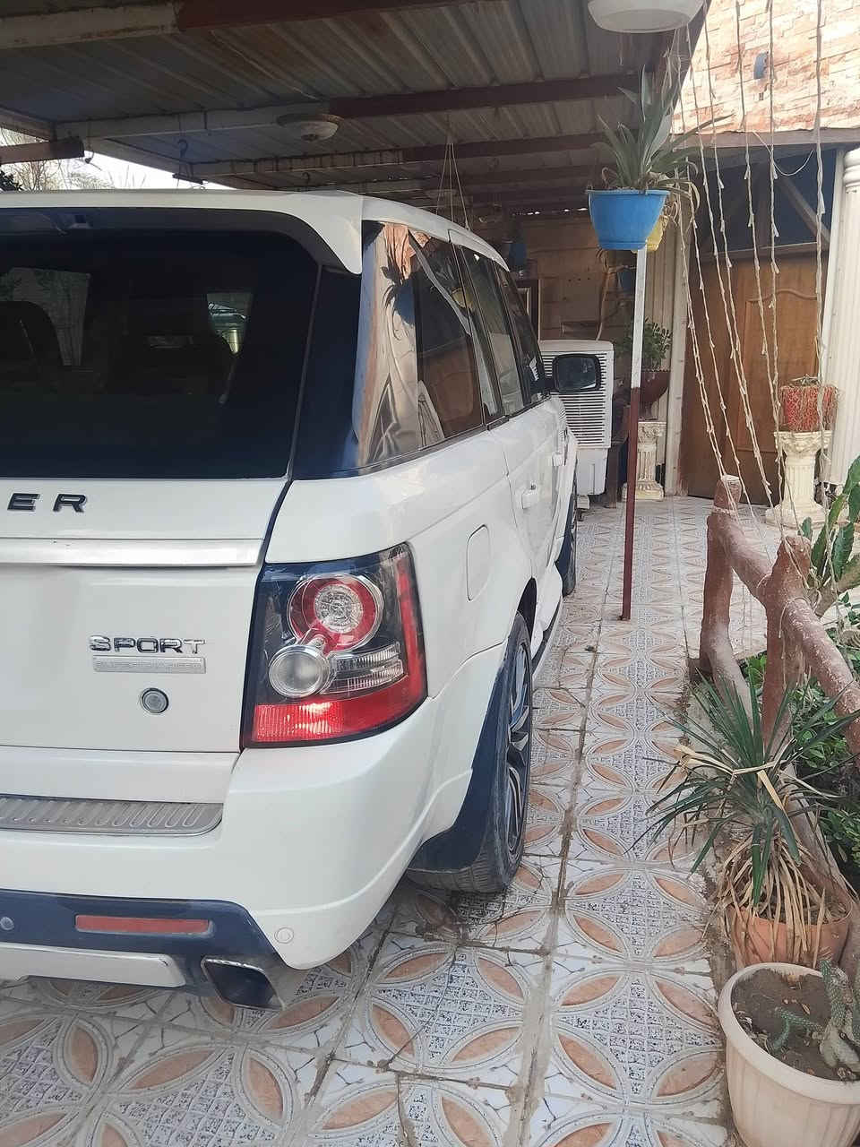 سلام عليكم رانج للبيع 2009 محدثه 2013 كير ومحرك خير من الله تحويل مباشر رقم بغداد رقم مميز حداديه صدر فول مكانها الحصوه للستفسار ***********
