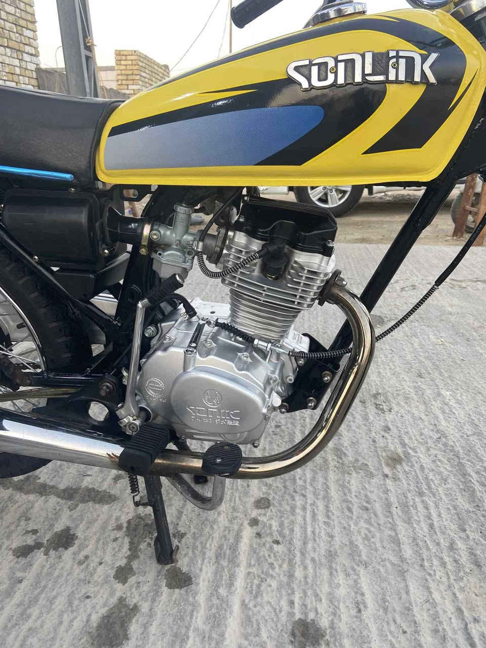 السلام عليكم دراجه شاصي نامه ١٧شلامجه مكينه سونك للبيع مكان ناصريه السعر ٧٥٠ وبيه مجال بدون سبايدر ولمريضه اطلعو كبل (خابر عله هذا رقم ) ***********
