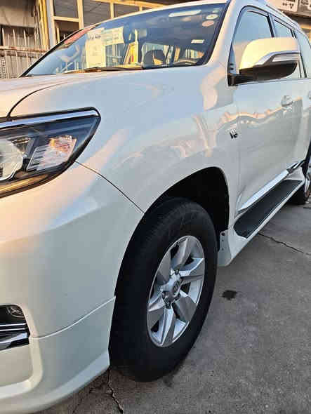 برادو 2022 TX.L وكالة ساز عراق
مواصفات:

فتحة

ثلاجة

بصمة

عدسة 

شغال

تبريد لمس 

نظام نافي كيشن

السيارة كفالة ما عدا شبر بارد عل باب مال سائق جوة نيكل السيارة ما بيها أي نقص كلة مال وكالة و كل شي باقي بي من دفتر ضمان حتي ستيكر مكان السيارة سليمانية سعر السيارة 445 ورقة و بيها مجال رقم صاحب السيارة ***********
