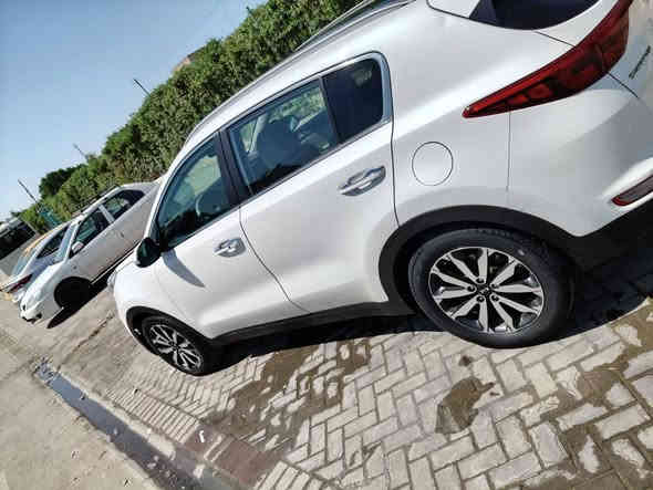 السلام عليكم للبيع 

سبورتج 2017 جيتي لاين

فول للخير اعلى فئه

بانوراما
بصمه
بصمه ابواب
كشن كهرباء
جلد
شفتات ستيرن
تحكم ستيرن
شاشه كبيره
مري شفط

السياره فول الفول للخير بيها قطعتين صبغ وقطعه بارد

السعر150

العنوان بغداد

*********** بغداد
