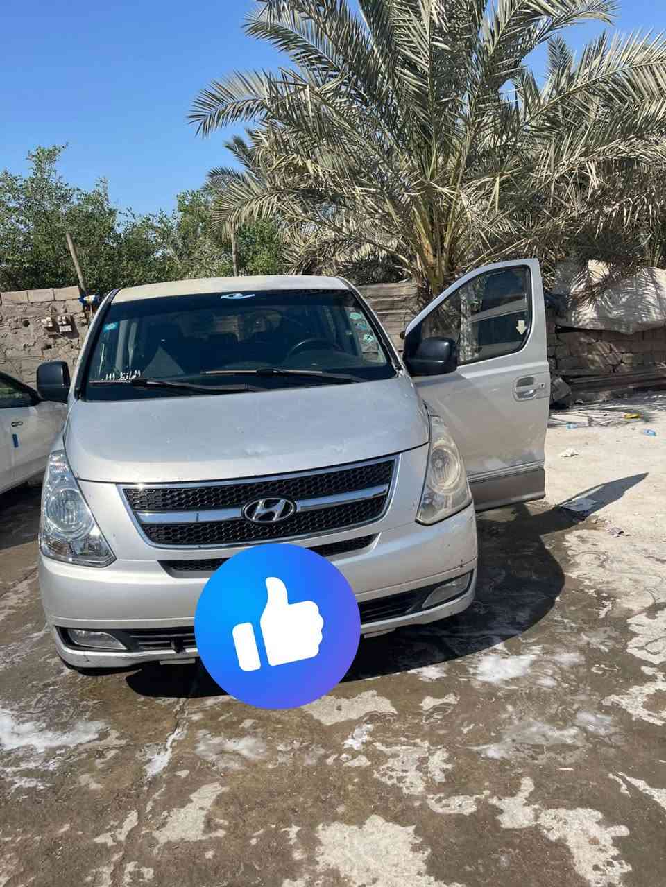 السلام عليكم
للبيع استاركس 2009  مسكر اوتماتيك 
سنويه ل 28 رقم ذي قار مصفره هيئه وضريبه وغرامات 
مكان السياره بصره 
***********
