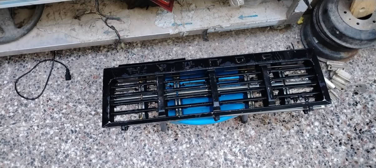 غراض كالوبر للبيع حاويه بغداد مدينة الصدر ***********
