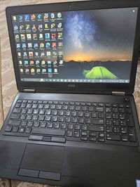 i7-6820HQ • 16 جيجا • كرتين