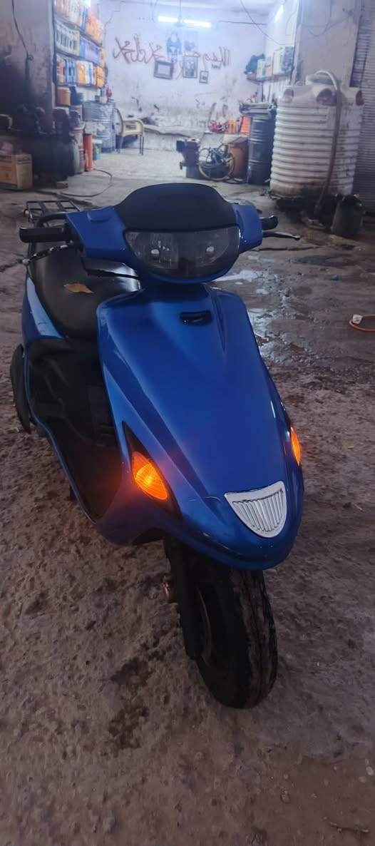 دراجه فراشه فحل للبيع دراجه كل نقص ما بيها محرك ما مفتوح على الفحص كهربائيات كلها شغاله على الفحص السعر *********** 500 وبيها مجال
