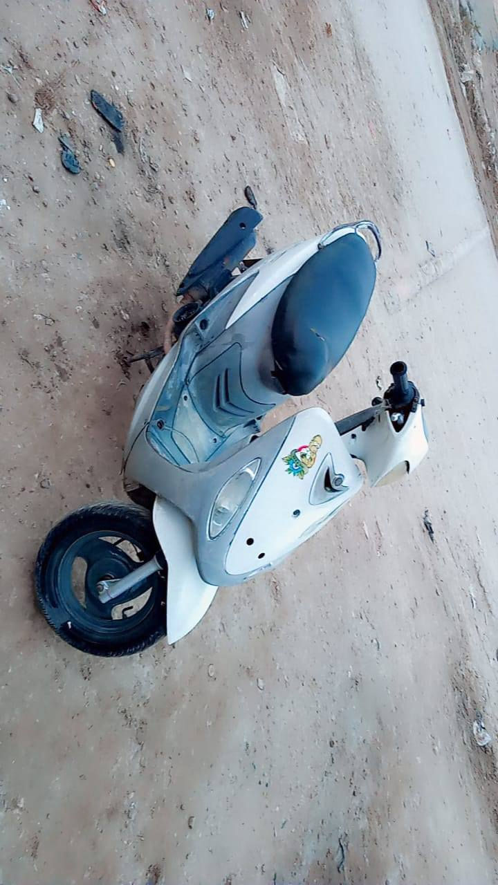 السلام عليكم دراجه للبيع مكان حله ابو خستاوي طريق كربله دراجه نضيف سلف هندر سعر 425بيه مجال *********** هذه رقمي
