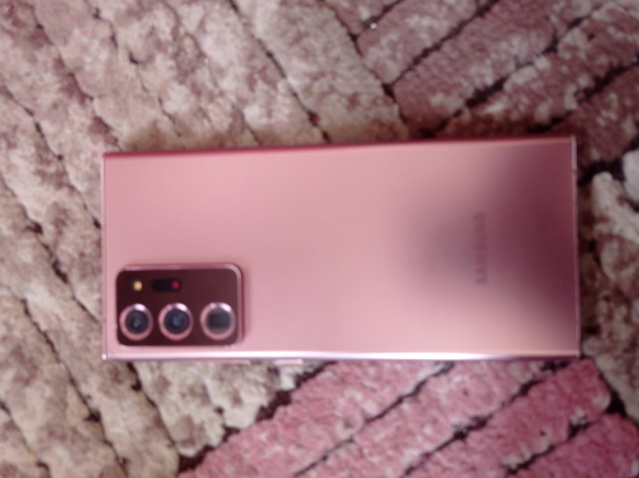 السلام عليكم
عندي هذا الجهاز نوت ٢٠ الترا ٥جي يلمع لمع كوري بطاريه ٨٤% ١٢٨ غيغا ١٢ رام دبل سيم كارت تقريبا جديد بيه بس هاي الضربه الي موضحه بل صوره حيل خفيفه ومو مأثره كاميرته خرافيه بس بيه مشكله انه مقفول على شركه فيرازون يعني ما تكدر تحط اي سيم كارت ما اعرف اذا تكدرون تشيلون القفل مال الشركه بس اي شي ثاني مكفول للبيع ٤٥٠ او مراوس بايفون مكاني الانبار الكرمه وموجود توصيل جميع المحافظات


**إذا كنت صاحب هذا الإعلان وتريد حذفه لأي سبب، رجاءا أرسل رسالة إلى الدعم الفني**