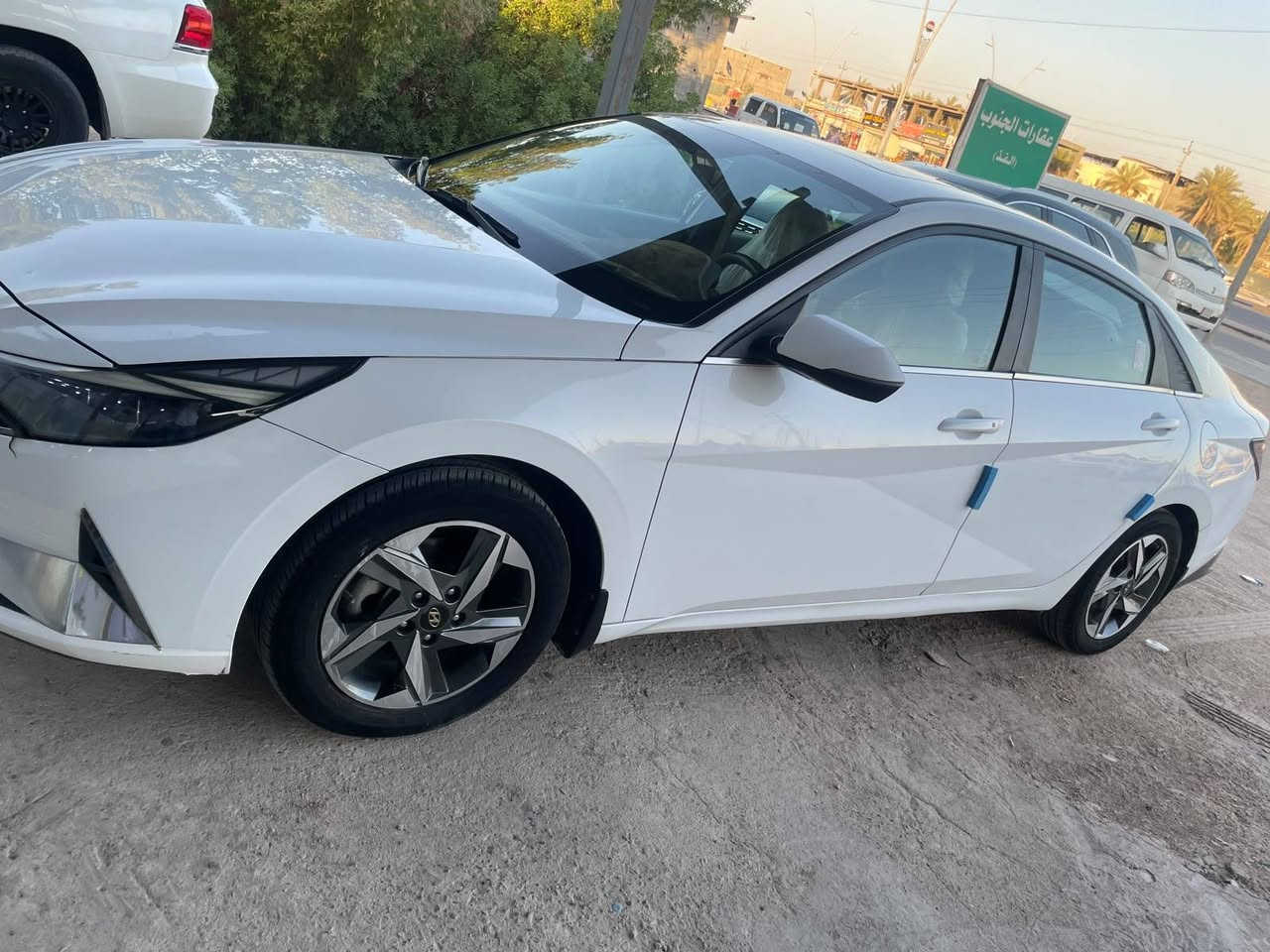 النترا خليجي موديل 2021 رقم اربيل سنوية قبل شهر انتهت ماشية 117 كم بيها صبغ بالمدكر الورا وبارد بالباب سيارة حلوه ومابيها نقص من حداده وتبريد كامله سعر 149 $ للاستفسار 
*********** اتصال واتس موجود البصرة, العراق
