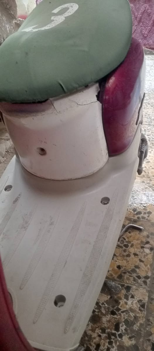 سلام عليكم دراجه مصريه للبيع اخوان الدراجه تشتغل بس متمشي انطيها بانزين ماتمشي بس شغاله لو قايش لو كلجات سعر 150 وبيه مجال مكينته تخبل طياره مكاني ناصريه مركز حي شهداء رقمي *********** بي واتساب
