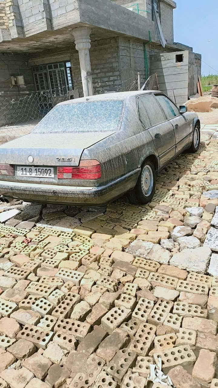 سلام عليكم سياره حلوه تبريد ثلج  كير جديد شاده تخم تاير جديد بيه نقص نص مكينه فقط سعر 43 بيه مجال ***********
