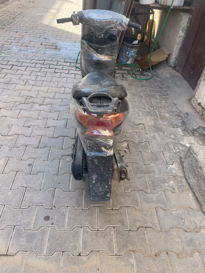 سبايزر نكره هندر بكل وقت مكينه شلعه معدل قويه ناعمه شكل موضح بصور  سعر ١٤٠ وبيها مجال قليل مكان حرية ***********
