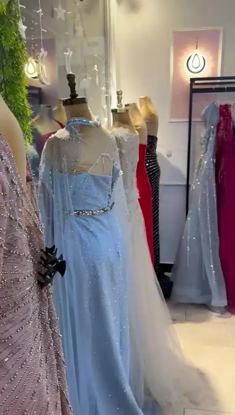 سنتر تاجير بدلات اعراس وفساتين سهرة متكامل من كلشي بس تجي تاخذه وتسترزق جانب الكرخ للاستفسار واتساب ***********
