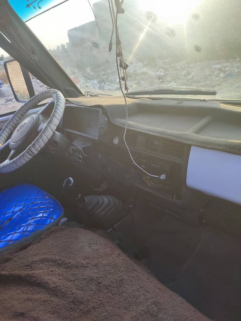 سلام عليكم سياره للبيع او مراوس بكيا بستا مكينه بيهه خيط بدون تنقيص كير اكسل خير من •اللّـہ̣̥ تخم تاير باتري سلف جديد سياره حلـِۈۋ‏وھّ مصفره هيه ومرور خطهه حي العامل تريد مداور تريد وكاله السعر 50 وبيهه مجال بصيط مكاني كربلاء ***********
