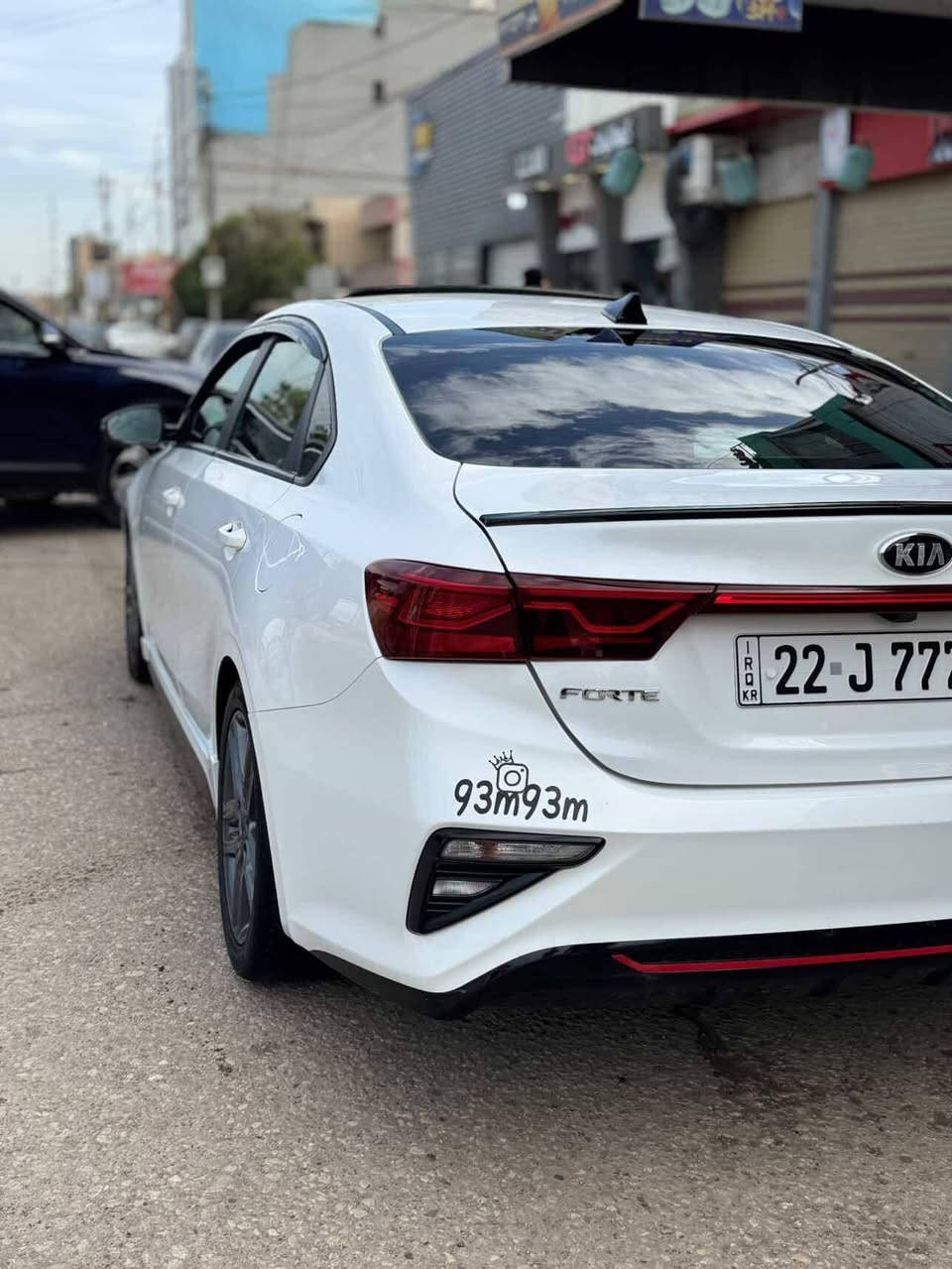 السلام عليكم  للبيع فقط وخادم للطيبين
كيا فورتي ٢٠٢١ جي تي لاين اللون ابيض صدفي فول للاخير بدون  ارباك السيارة بجم كبس  والجنطه هم كبس. السيارة رقم اربيل  شرط التحويل حدثها امريكا جاملغ  سرقه اليمين ومبدل اصلي  بس صار بيها حادث با عراق  الصور داخل المنشور ماشيه42mi
بصمة
فتحة 
رادارات 
اشاير ترحيب جنطة بيبان 
توقف ذاتي 
قيادة ذاتية 
فول تحكم ستيرن
اشاير مري 
لد امامي خلفي 
كشن كهرباء 
كشن مخمل مطعم ب جلد 
السيارة جاهزة 
مكان السيارة موصل *********** سعر 133
