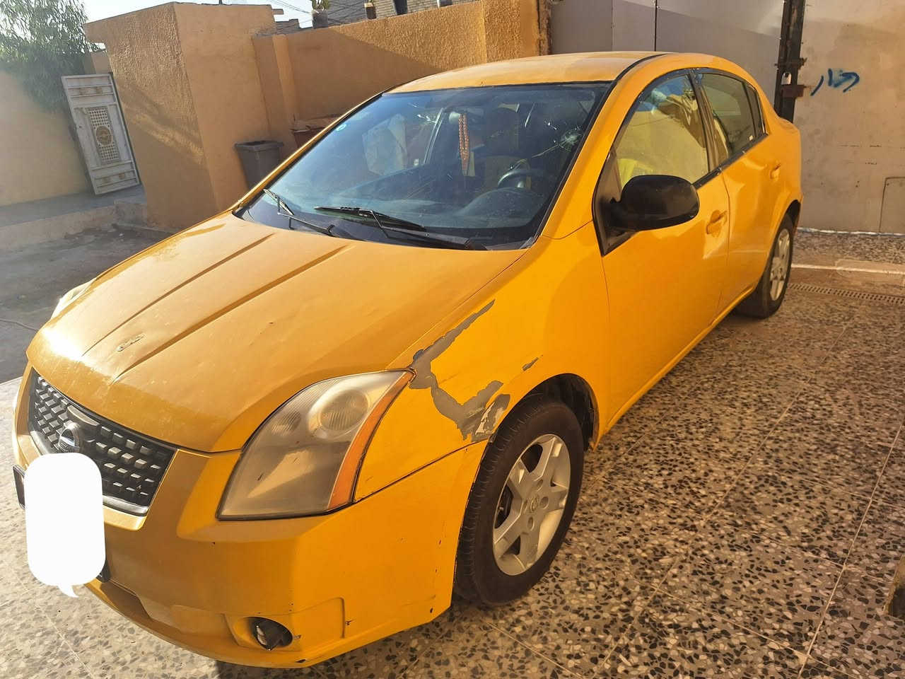 السلام عليكم  للبيع نيسان سنترا 2009 ضربة جاملغ الامامي  المكان بغداد  ***********
