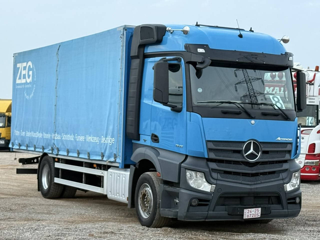 نوع :اكتروس لوري جادر مسرحي  تاك ويل دبل قماره ناصي وصفحه سايق بدي متحرك وسلايد
موديل:2016 ✅  
حجم : 1842✅
لون :   ازرق ✅
مواصفات: ريتايدر تبريد حساس كاميرا روبستون هورن لاسيكي 
گير: أوتوماتيك
رقم : كاتي 
سعر: 330$ ثلاثة شده وثلاثون ورقة دولار //33000$
العنوان: معرض به لين في اربيل قوشتبه شارع العام 
*********** بەڵێن  / أبو علي 
***********

رجاءً يرجى عدم الاتصال بعد الساعة العاشرة ليلاً 🕙 🔟

موقع جديد معرض به لين اربيل قوشتبه مدينه المعارض شارع العام 
موقع معرض https://maps.app.goo.gl/11RXL3FxQzCXFYZL8?g_st=iw
