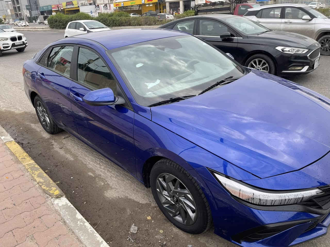 النترا 2024
رقم أربيل 
هزة جديد
تخم تيارات جدد
-رادار امامي (مانع تصادم)
-نظام تحديد المسار 
- نظام نقطة العمياء
-بصمة عدد ثنين سايق وسكن 
-شاشة عداد دجتال كاملة
-حساس + كامرة خلفية + شاش حجم كبير 
السيارة بدون اي نواقص كاملة من جميع النواحي 
الضرر قطعتين جاملغ سكن + بنيد (بدون اي دواخل )
مكان السيارة اربيل 
للتواصل ***********
