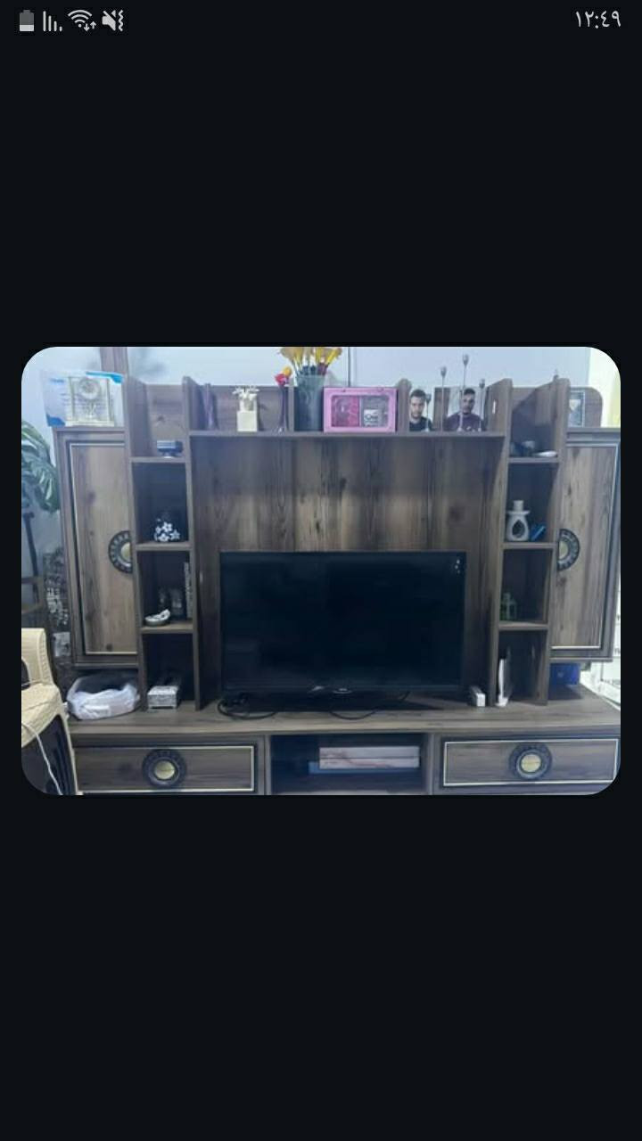 السلام عليكم وافي للبيع جديده سعر 300 بيها مجال ما بيها اي ضرر للاستفسار 0 7 7 7 4 9 3 4 2 7 9

