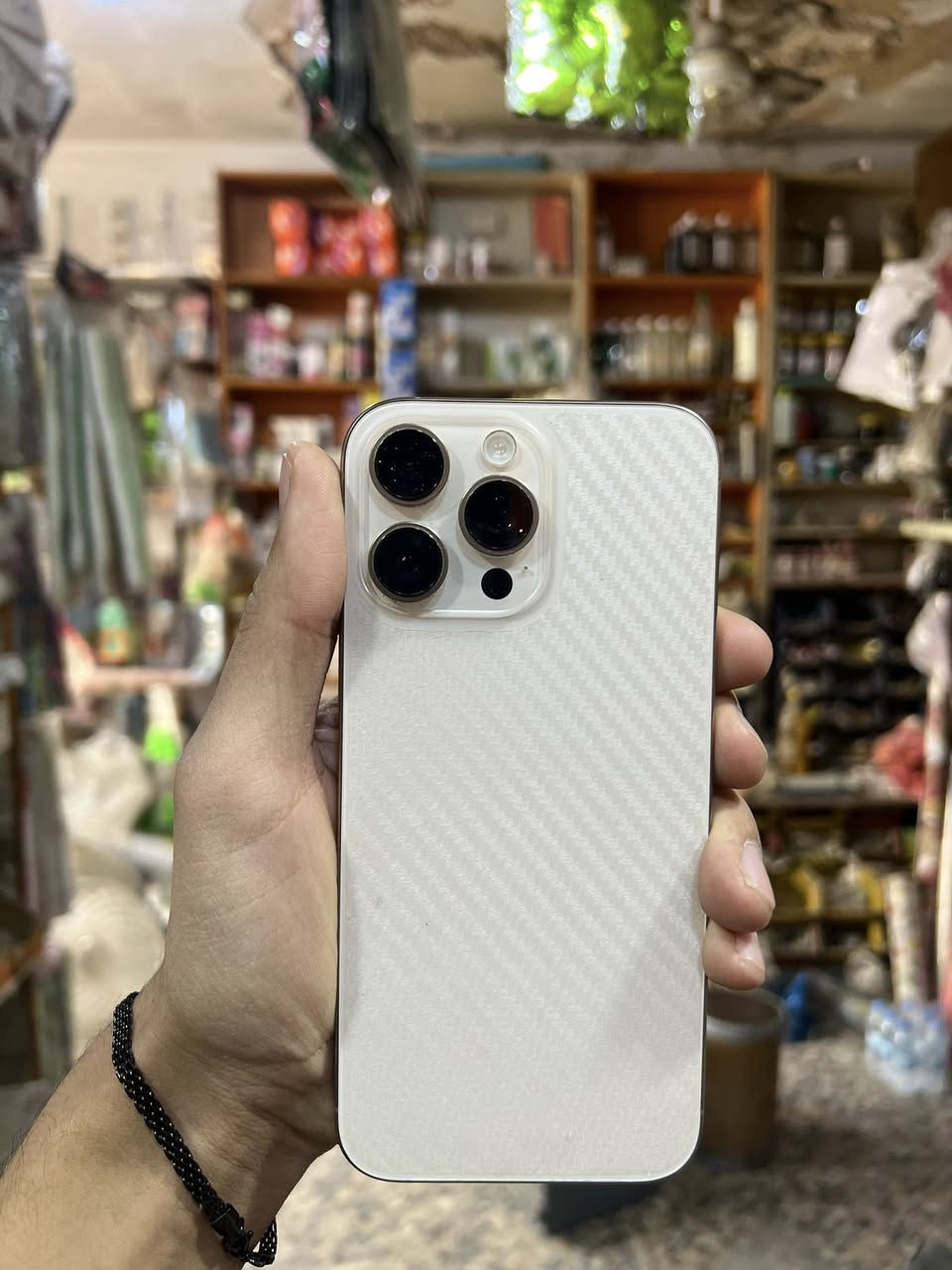 السلام عليكم ايفون ١٦ برو ماكس دبل سيماكارت ذاكرة ٢٥٦ بطارية ٩١جهار كفالة عامة السعر ١٣٠٠ وبي مجال بسيط للشراي ***********
