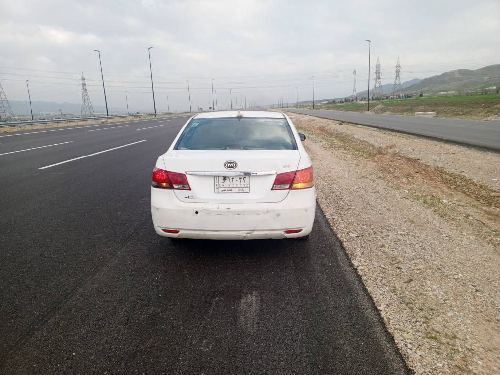 بیوادی مۆدیل 2013 سپی ئاڕمی پلاستیک
دهۆک سە نە وه ی پلاستیک بغداد
بە شە رتی ئە وە لیات و غرامە 
گێرو مە کینە سە نی یابانی تۆماتیک 
تە بردید ساردو گە رم
سلایت
جام کارە با
قوفڵ مرکزی
کامێرا
شاشە ئایپاد
پێش و دوای کە پسە
وە رگە راو نیە
موس نیە
براوە نیە
کە مێ بۆ یاخی هه یە
سعری ٤٣ گە ڵا
0770024 7438
*********** السليمانية, العراق
