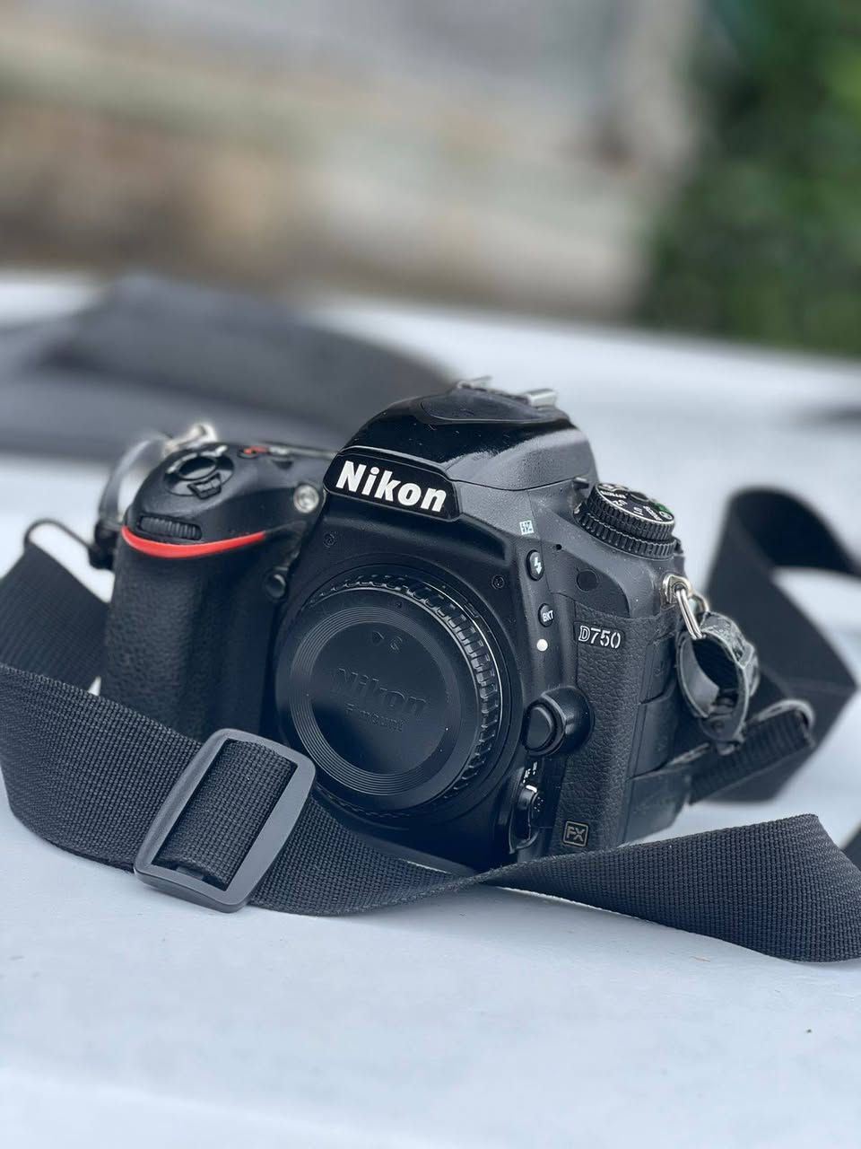 السعر 700مال بيع الله شاهد 
D750 نيكون  
غنيه عن التعرف 
 فول افريم 
ابلوتوث
 واي فاي 
ملحقات عدد باطريه 2
رام 1 
زوم 70//30

176k 
وات ساب اتصال ***********كركوك
