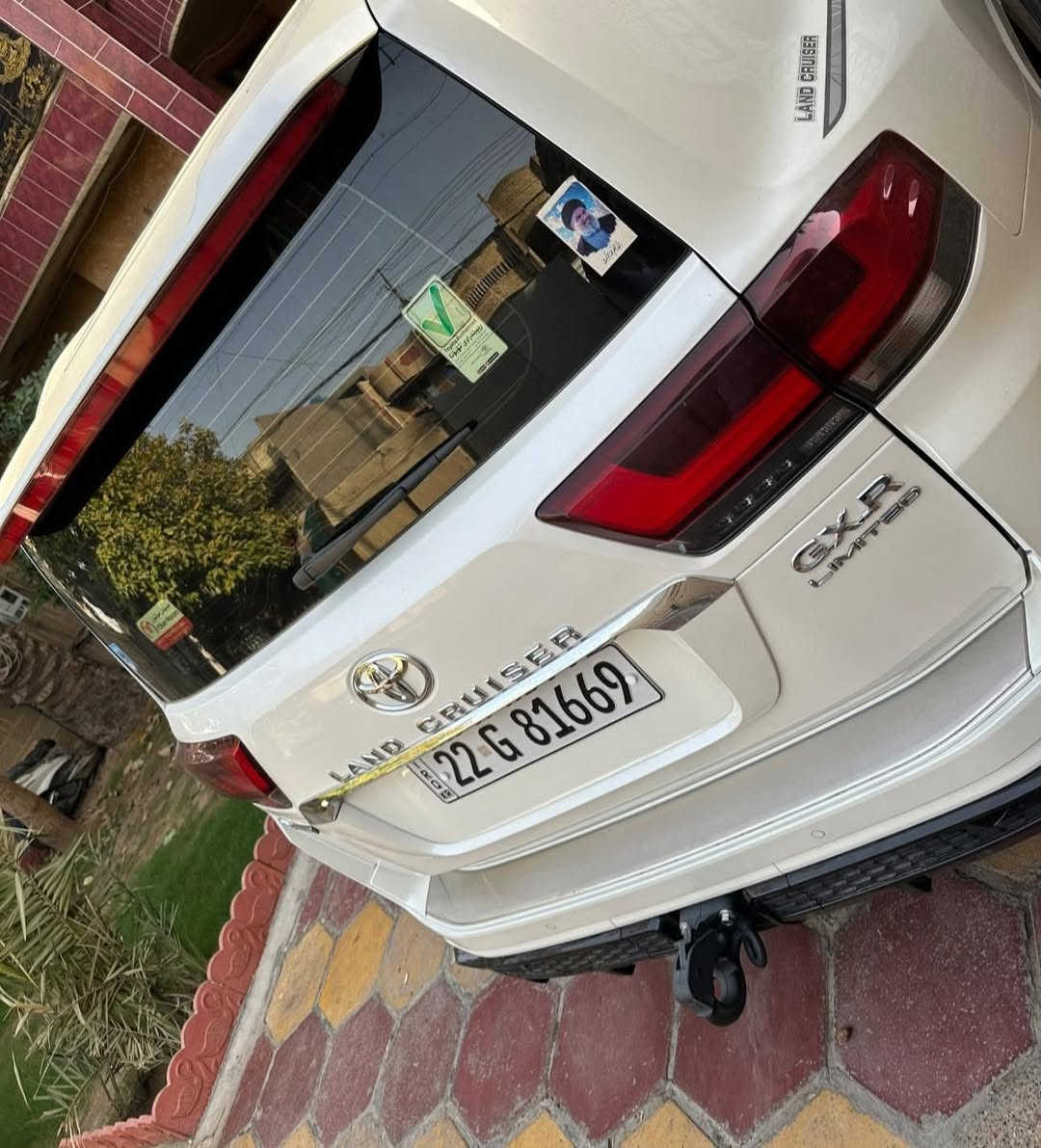 السلام عليكم
لاندكروز مديل 2023 
كفالة عامة من الشخط زيرة بعدهة 
لمتت فول موصفات 4 تالاف تنفس طبيعي 
اعلى فئة بل لاندكروز 
زيرو 0️⃣ ماشية 7 الاف 
رقم اربيل بسمي تحويل ثاني يوم 
مكاني بغداد الورفلي 
سعر 700 
وبيهة مجال 
رقم هاتف ***********
