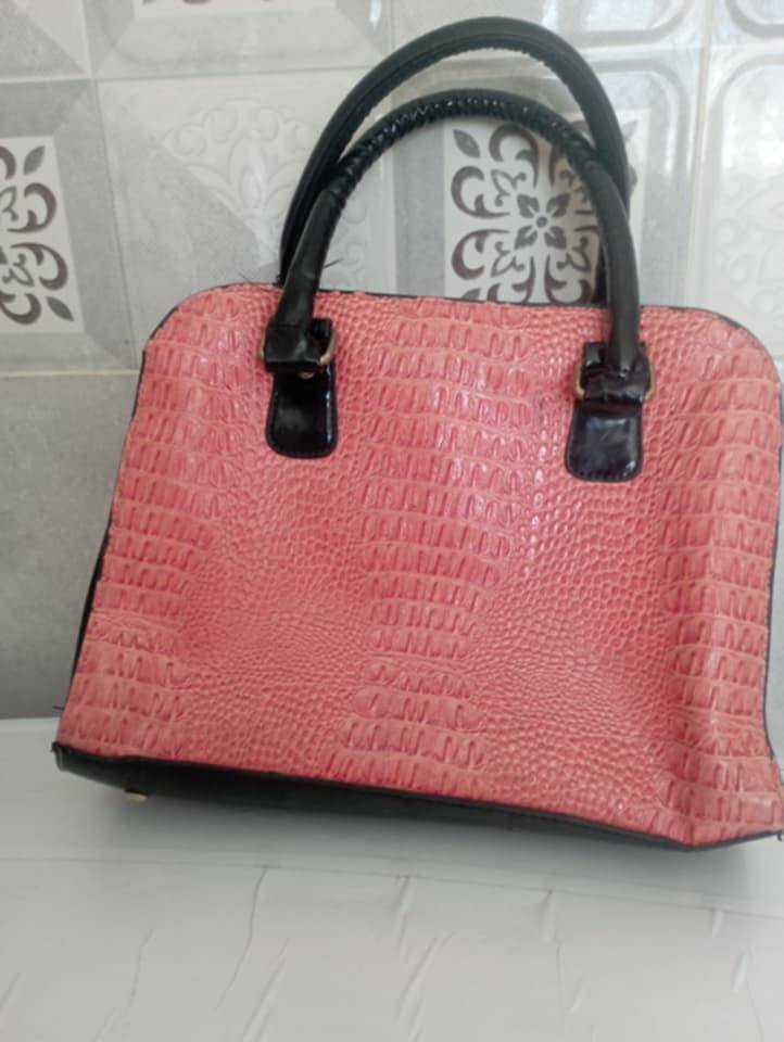 بنات عندي جنط امزون جدد على 3 وعلى4 الالف فقط عندي مجموعة هواي


**إذا كنت صاحب هذا الإعلان وتريد حذفه لأي سبب، رجاءا أرسل رسالة إلى الدعم الفني**