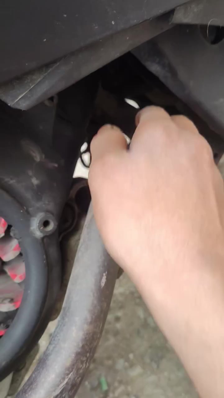 السلام عليكم دراجة ثلعب للبيع كلشي شغال سلف هندر كهربائيات  كفرات مختمه مكينه مجفته جديد 450 وبيه مجال بغداد رحمانية للتواصل خاص


**إذا كنت صاحب هذا الإعلان وتريد حذفه لأي سبب، رجاءا أرسل رسالة إلى الدعم الفني**